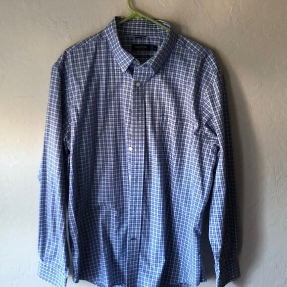 Wrinkle Resistant Nautica Plaid Button Up Dress Shirt - Picture 1 of 4